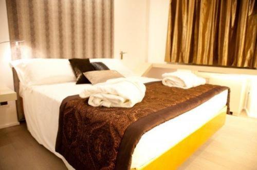 Face To Face House Bed & Breakfast Рим Екстериор снимка